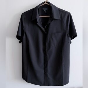 NWOT We Wander women Black Short-Sleeve Casual Button-Down Shirt size S